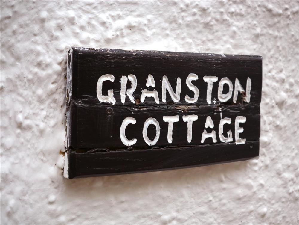 Granston Cottage Bagian luar foto